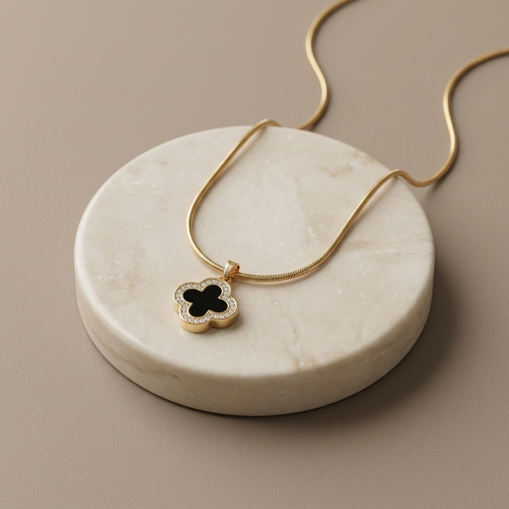 Noir Clover Necklace