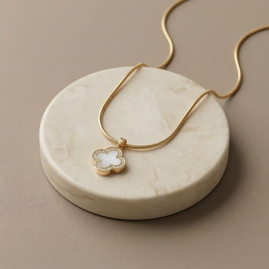 Noir Clover Necklace