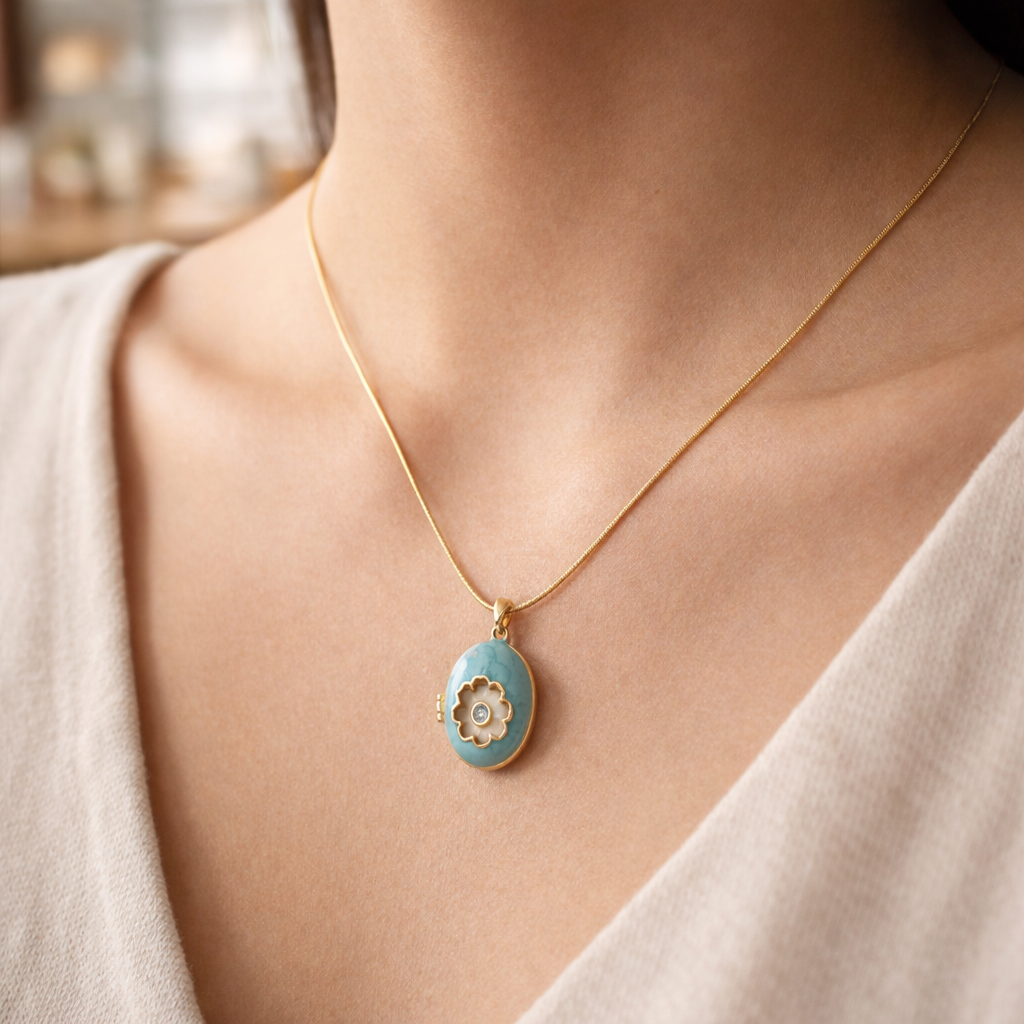 Florielle Bloom Locket